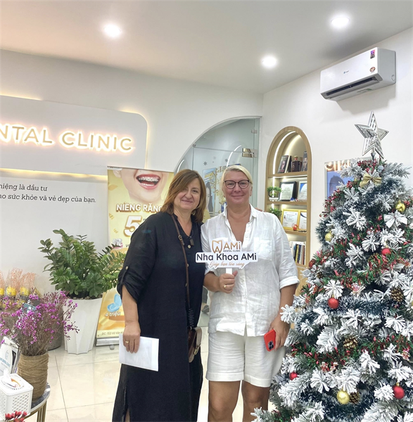 Khách nước ngoài2